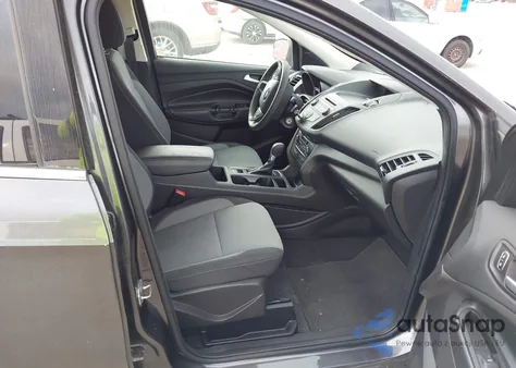 2017 Ford Escape Se z USA, uszkodzony, nr VIN 1FMCU0GD2HUC48843